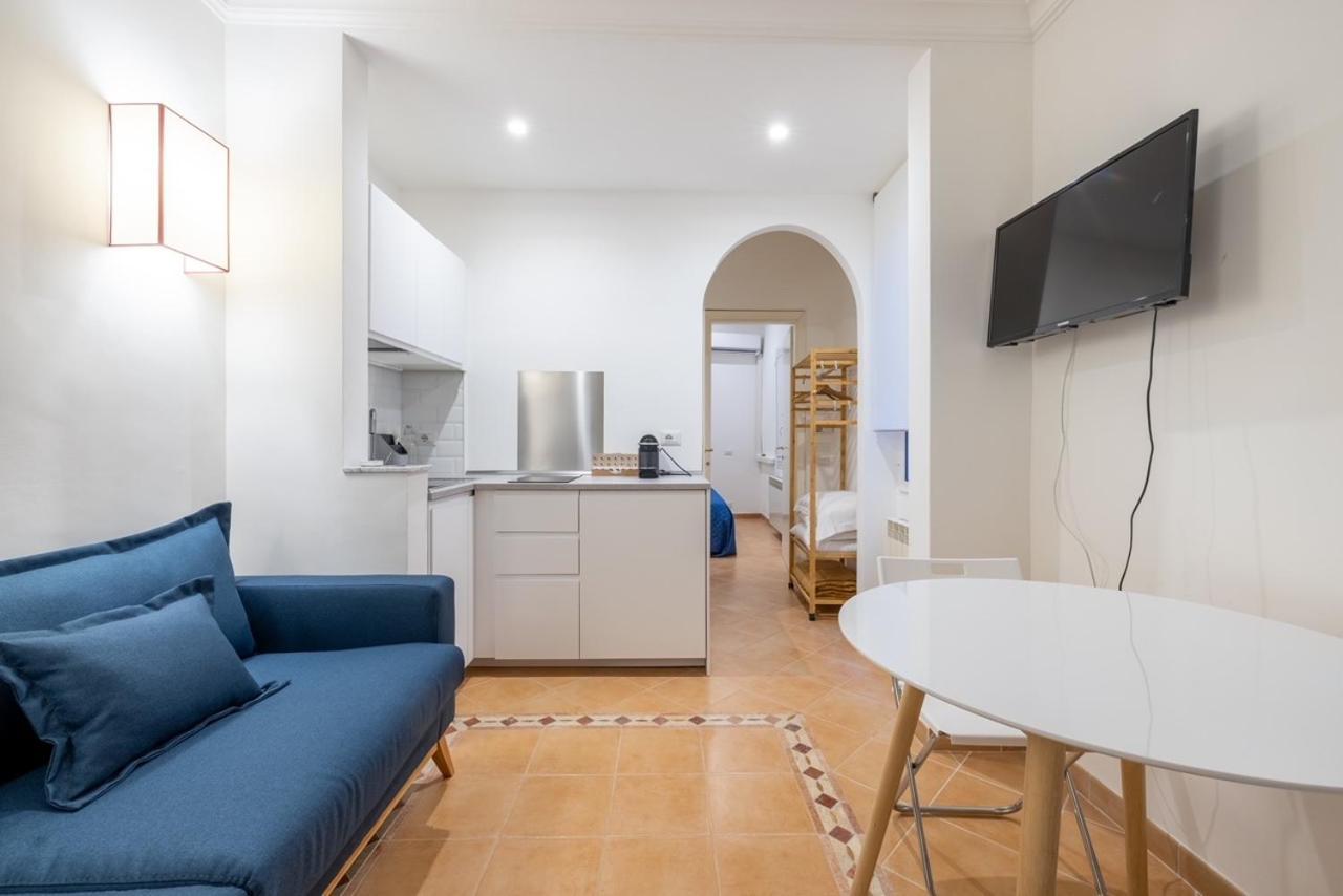 Elle Cavour Apartment Рим Екстер'єр фото