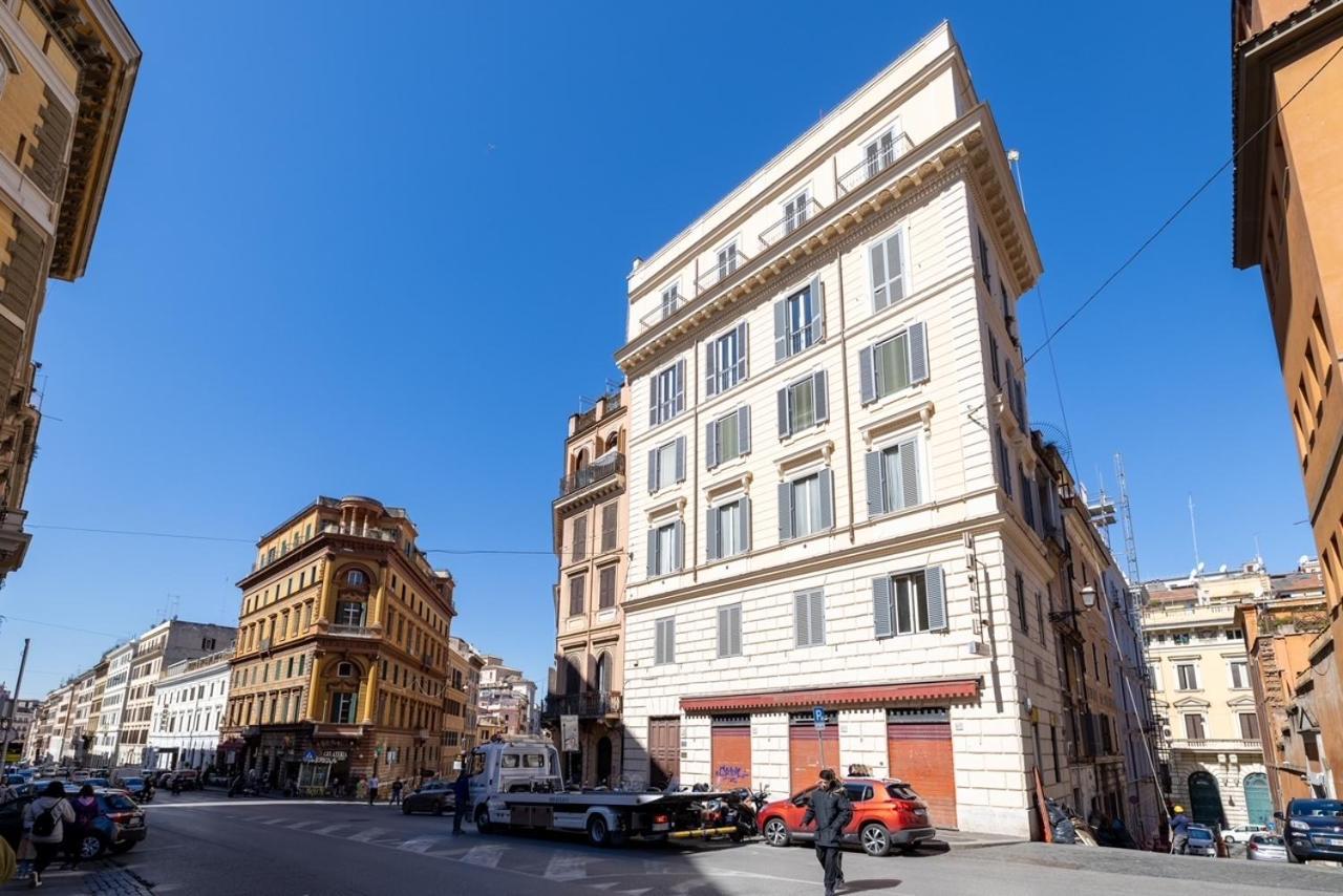 Elle Cavour Apartment Рим Екстер'єр фото